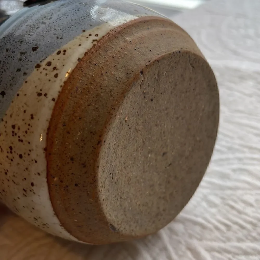 Broken Heart Beautiful Pottery Mug Cup - NWOB